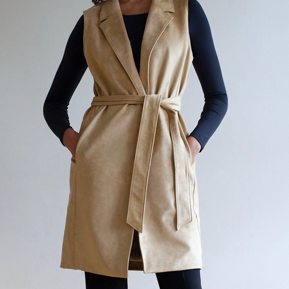 Aritzia - Babaton Moss Green suede vest